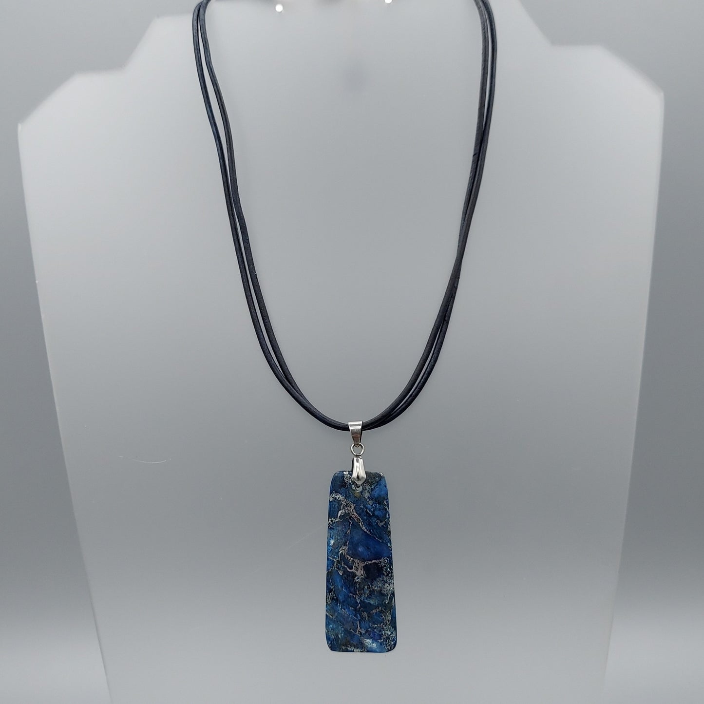 Kyanite/Blue Leather Choker
